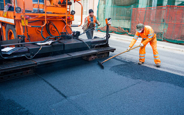 Best Concrete Driveway Installation  in Walbridge, OH